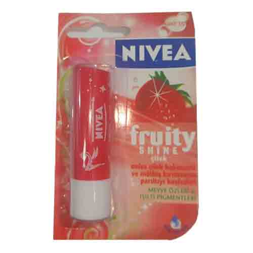 Nivea-Lip-Balm-Strawberry-Fruity-Shine.jpg